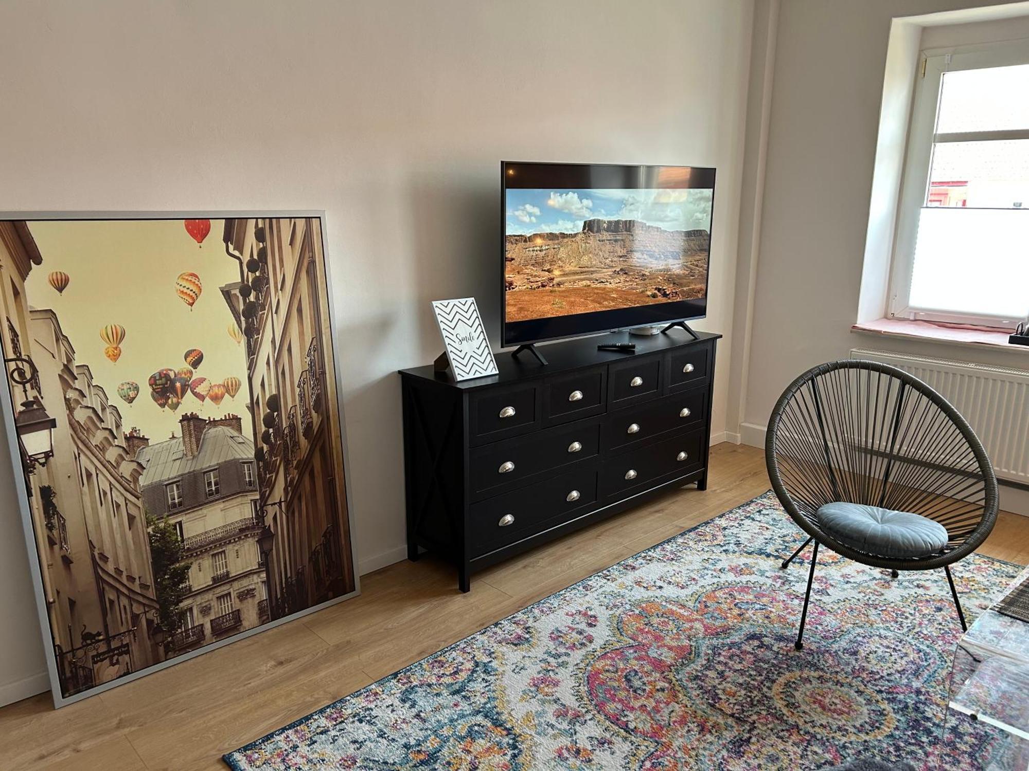 Schoene Neue 4 Zimmer Wohnung Mit Sued-Balkon Bis 8 Personen Naumburg  Bagian luar foto